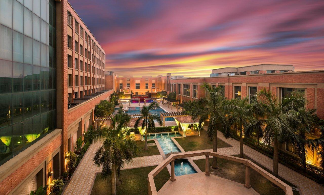 Nirvana Luxury Hotel L Ludhiana Exterior photo