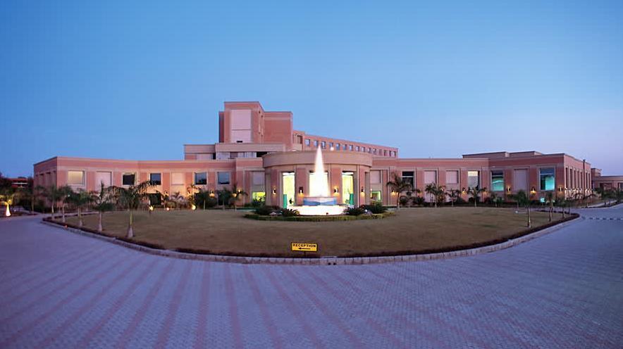 Nirvana Luxury Hotel L Ludhiana Exterior photo